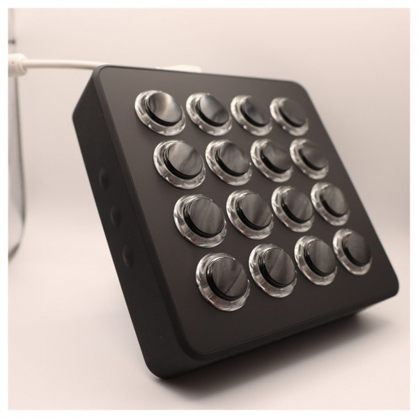 DJ Tech Tools MIDI Fighter Spectra Black - Lifestyle 3