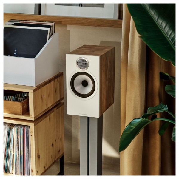 Bowers & Wilkins 606 S3 Bookshelf Speakers, Oak Closeup on FS-600 S3 Speaker Stand