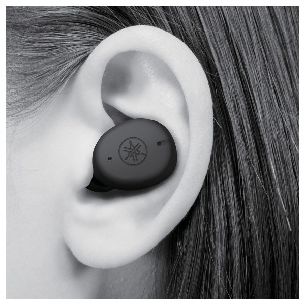 Yamaha TW-E3C True Wireless Earbuds, Black Lifestyle View 3