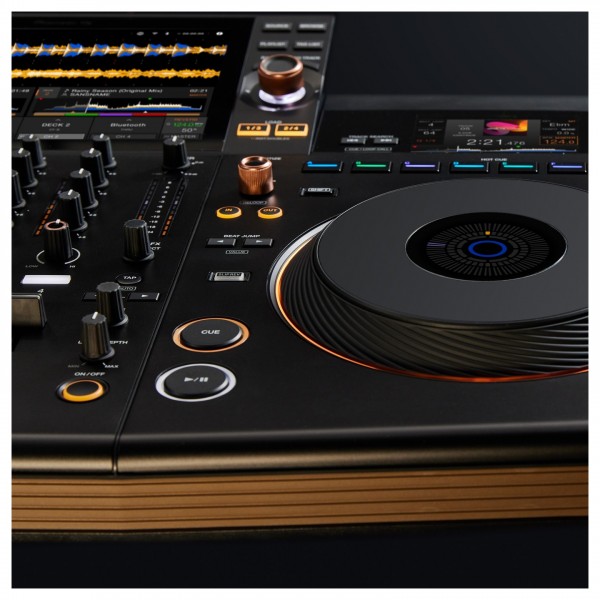 Opus Quad Standalone DJ Controller - Detail