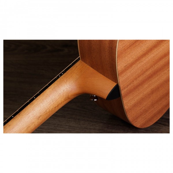 Taylor GS Mini Sapele, Natural - Lifestyle 6
