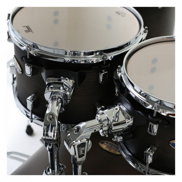 Pearl Decade Maple 22'' 7pc Shell Pack, Satin Black Burst - Rack Tom Detail