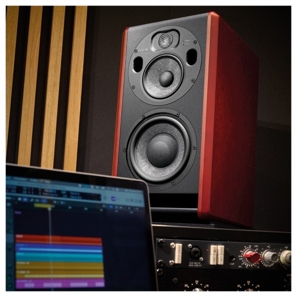 Focal Trio6 ST6 Studio Monitor - Lifestyle 2