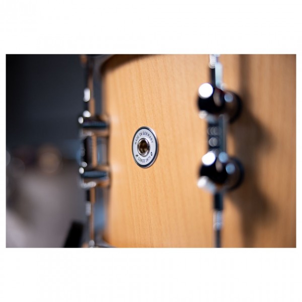Sonor Kompressor 13 x 7" Natural Beech Snare Drum - Lifestyle 5