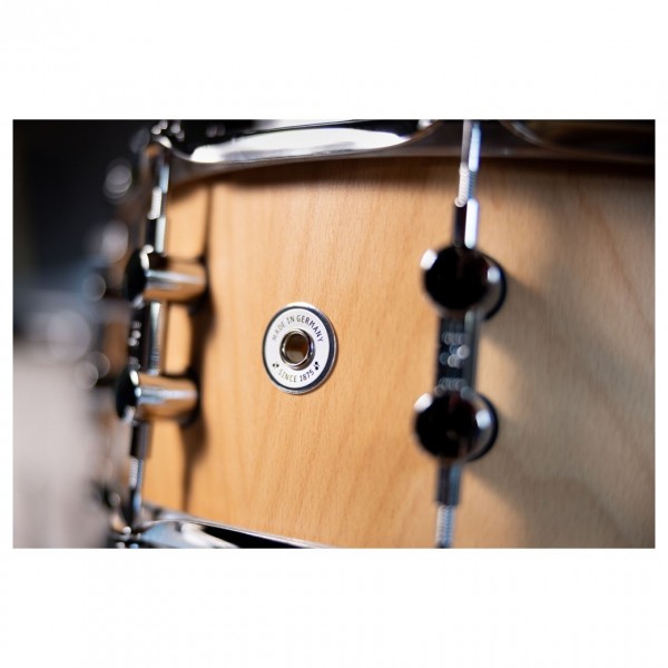 Sonor Kompressor 14 x 6" Natural Beech Snare Drum - Lifestyle 4
