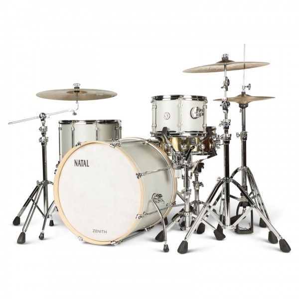Natal Zenith 22'' 3pc Shell Pack, Silver Sparkle - Angle 2 with hardware example