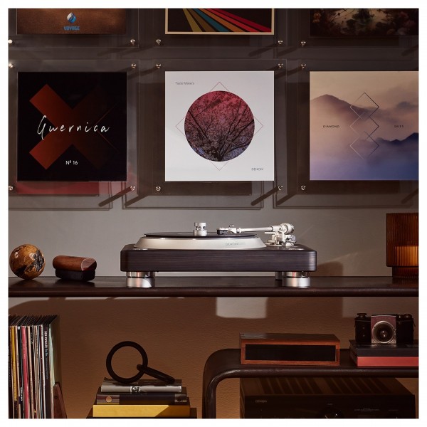 Denon DP-3000NE Premium Direct-Drive Turntable - lifestyle