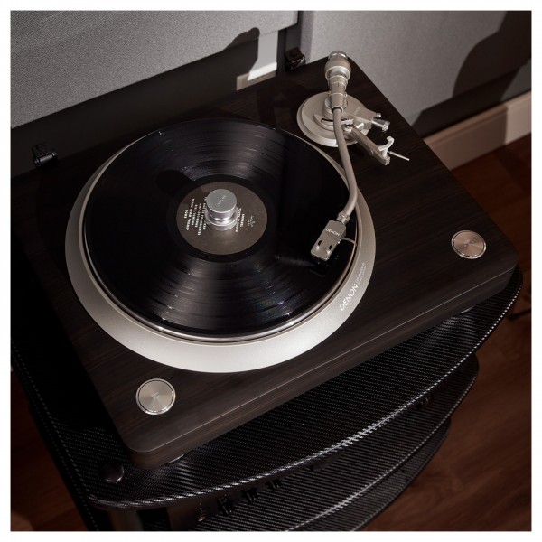 Denon DP-3000NE Premium Direct-Drive Turntable - lifestyle